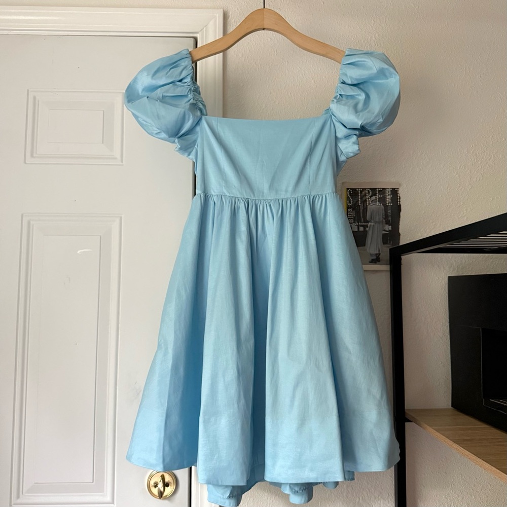 ALICE + OLIVIA baby blue babydoll puff short sleeve tie back‎ square neck mini